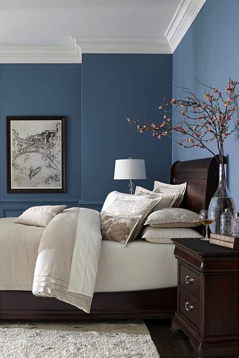 blue colour combination for bedroom.